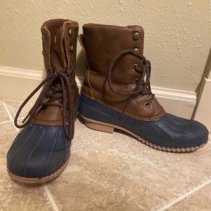 London Fog Women’s Duck boots